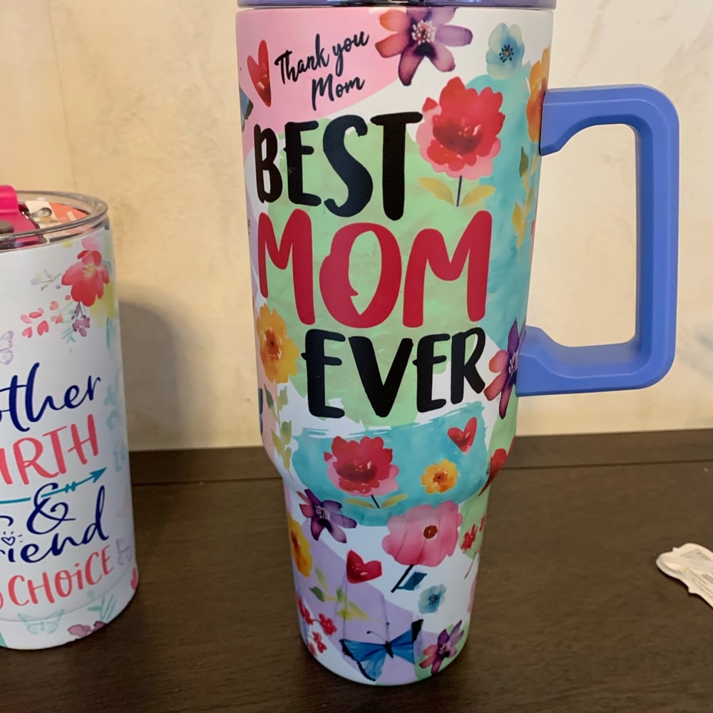 Mother’s Day tumblers water bottle cup Floral 'Best Mom Ever' Travel Mug w/ lid